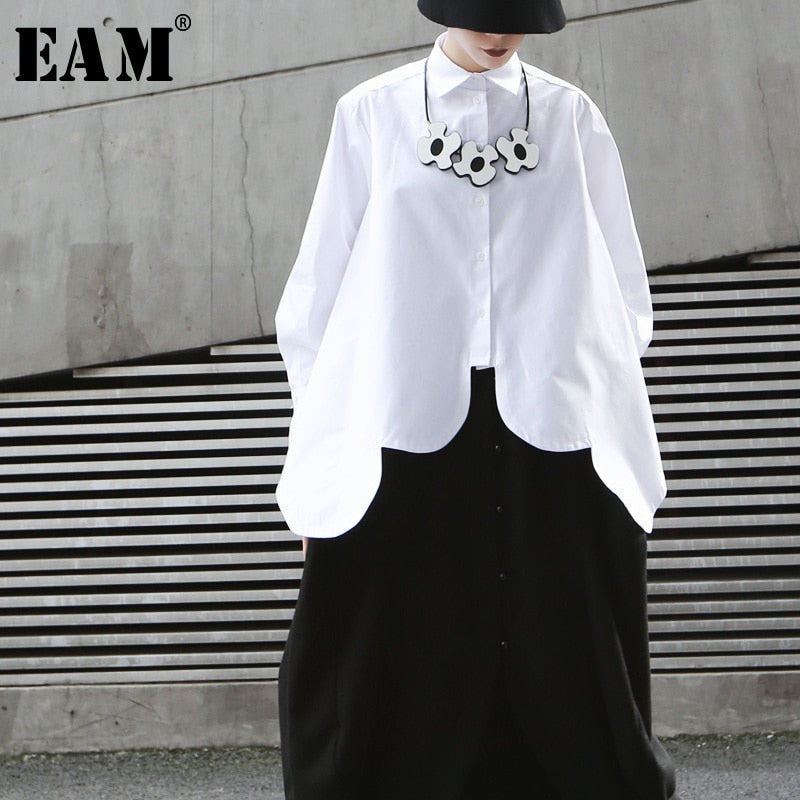 [EAM]2020 New Autumn Winter Lapel Long Sleeve White Irregular Hem Cut Stitch Irregular Big Size Shirt Women Blouse Fashion JO195